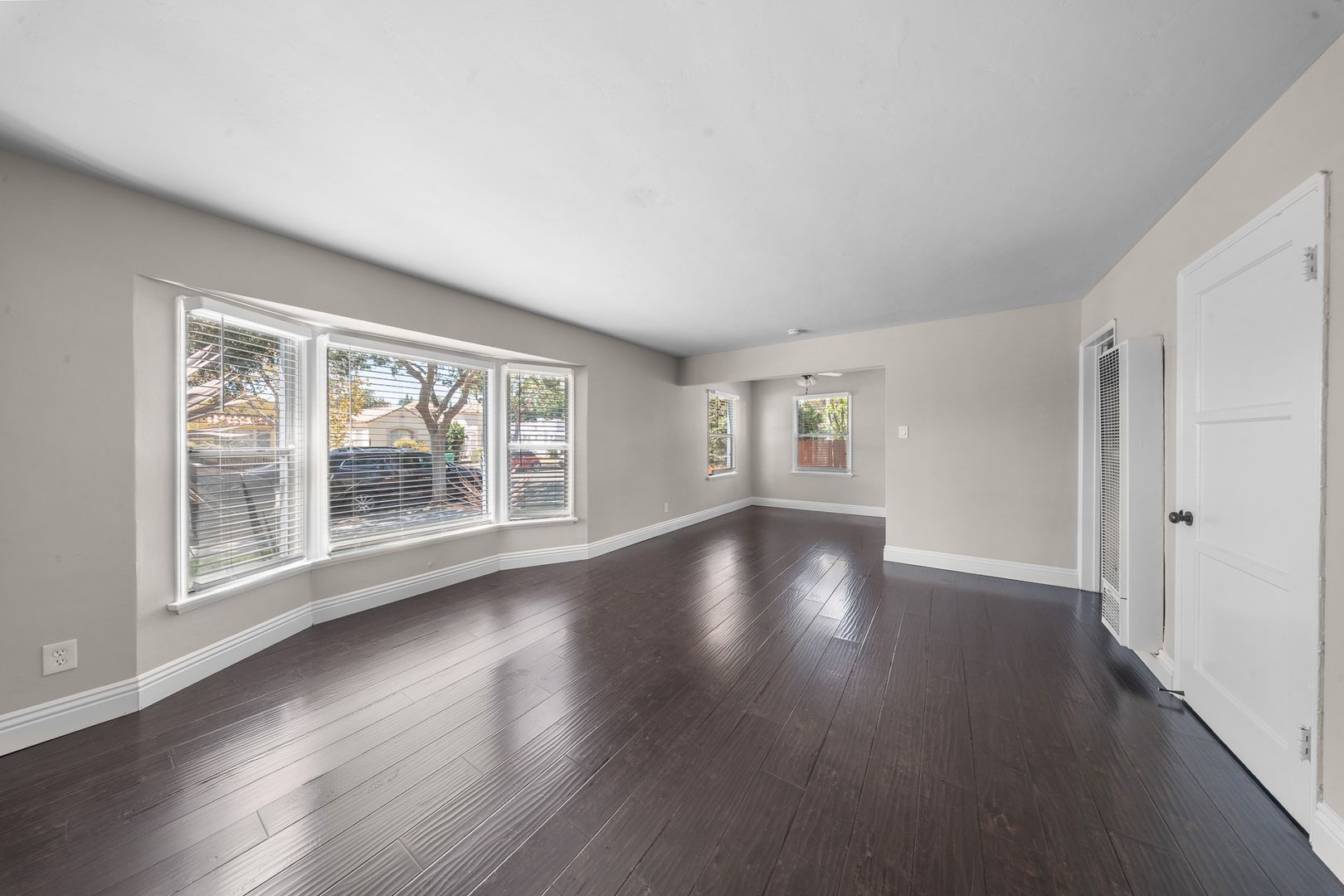 2360 Cedar Ave