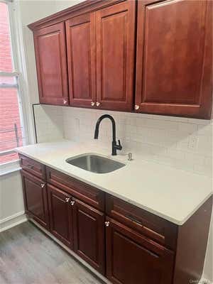 3 beds, 1 bath, 910 sqft, $3,606, Unit 2