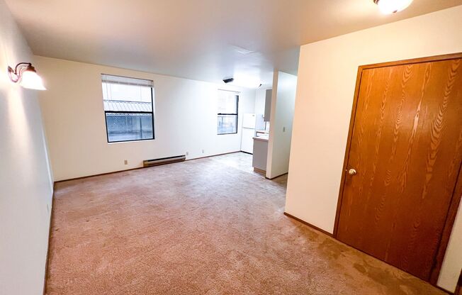 1 bed, 1 bath, 586 sqft, $1,495, Unit 216