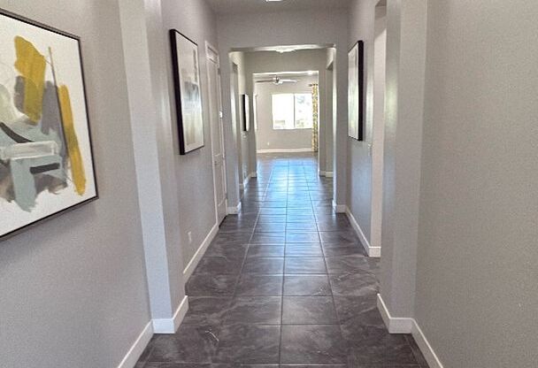 5 bedroom 3.5 bath in Goodyear