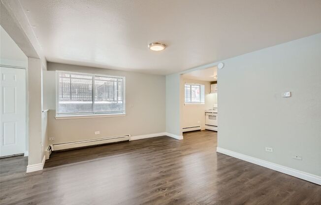 3 beds, 2 baths, 1,300 sqft, $1,900, Unit 1