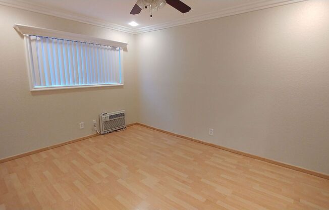 2 beds, 2 baths, 910 sqft, $2,595, Unit 412