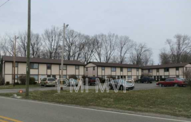822 WHITETHORNE AVE