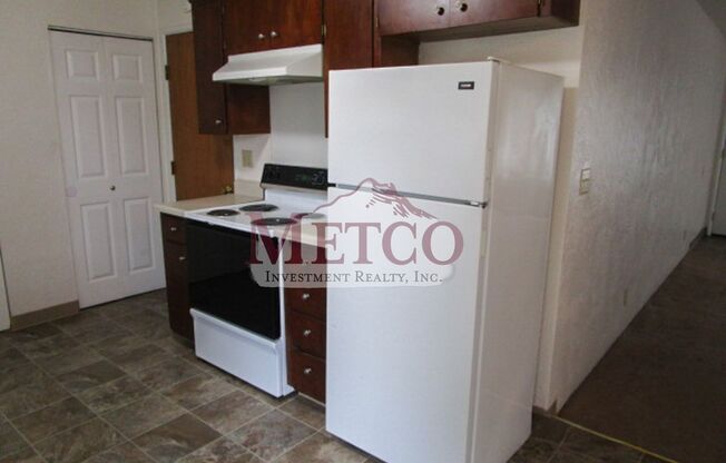 2 beds, 1 bath, 924 sqft, $1,495, Unit 862