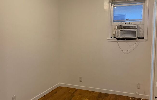 GREAT KTOWN 1BR JUST BECOMING AVAILABLE