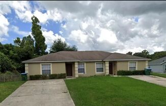 CUTE!  3 BEDROOM / 2 BATH - HALF DUPLEX (DELTONA)