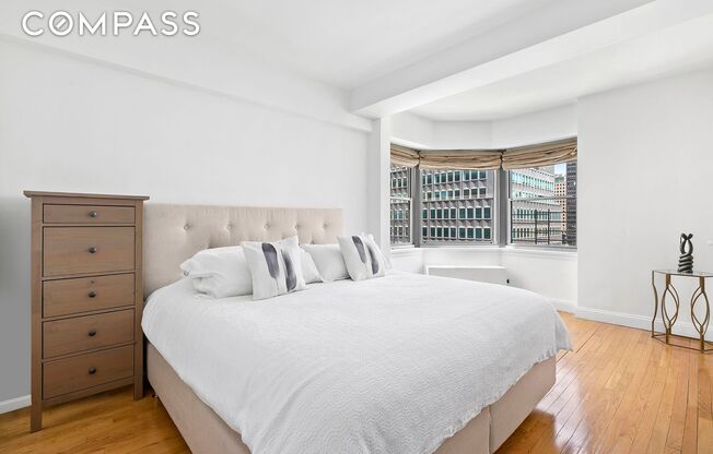 2 beds, 2 baths, 1,255 sqft, $7,500, Unit 17J
