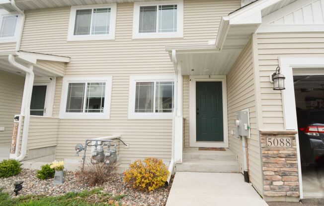 3 Floor Townhome With Large Yard Available For RENT!