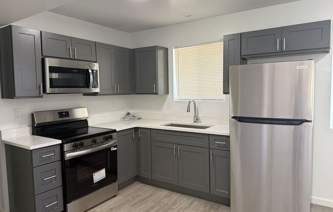 1 Bedroom Phx. Apartment