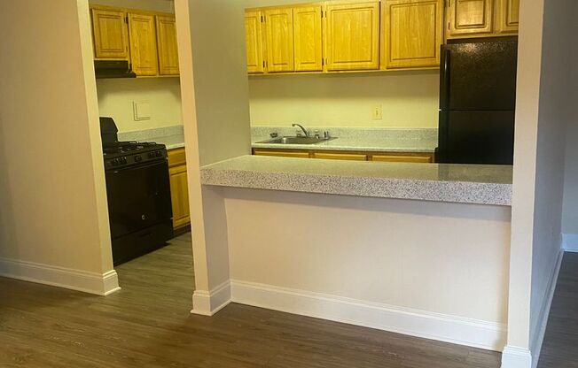 2 beds, 1.5 baths, 1,050 sqft, $1,975, Unit 3400 #001