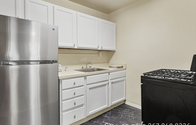 4020 LIVINGSTON RD SE