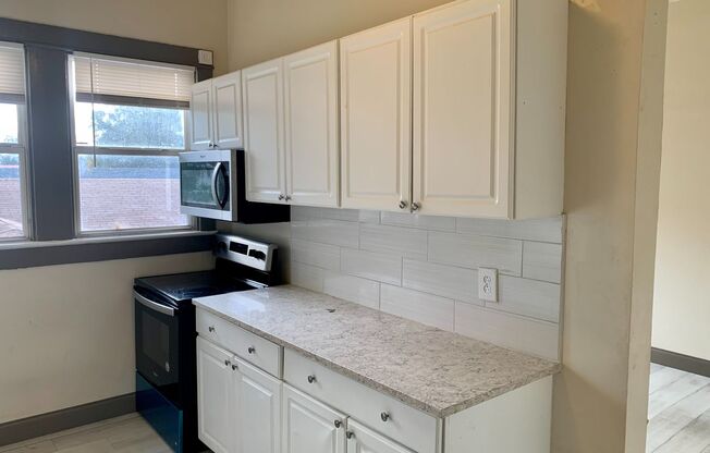 CHARMING AND UPDATED 2 BEDROOM 1 BATH