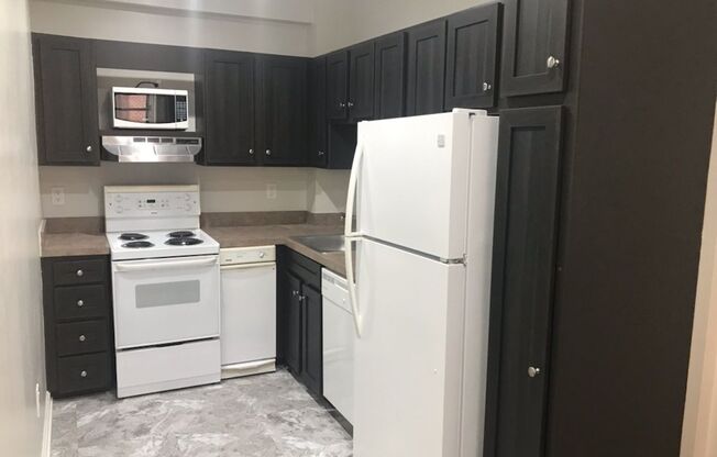 Fleetwood Apartments