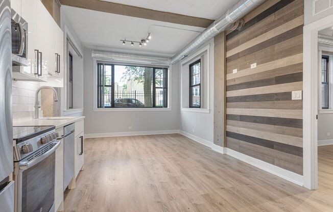 2 beds, 1 bath, 625 sqft, $2,350, Unit 102