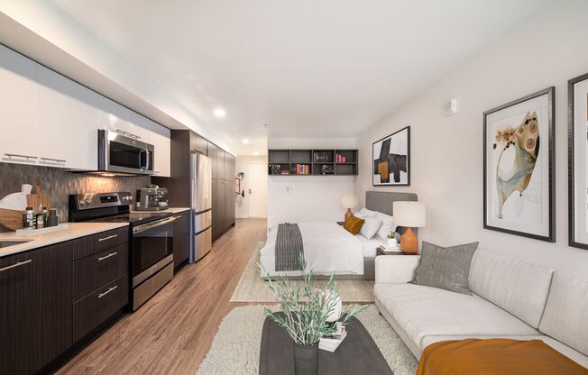 Studio, 1 bath, 401 sqft, $1,925, Unit 410