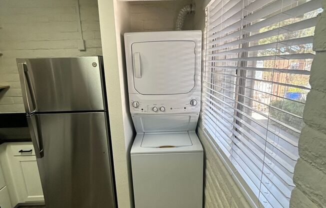 2 beds, 1 bath, 615 sqft, $1,200, Unit 101B