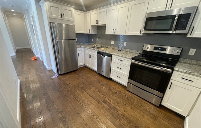 3 beds, 1 bath, 1,200 sqft, $3,000, Unit 2