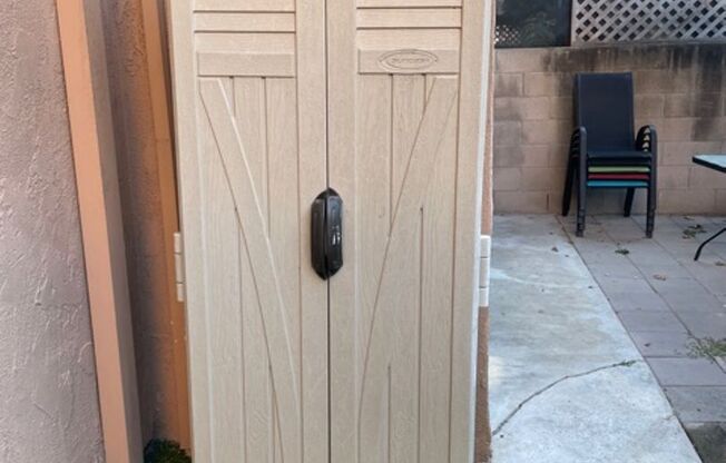 1 bed, 1 bath, 754 sqft, $2,595, Unit Warner #216