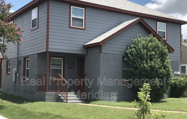 3201 MCCART AVE