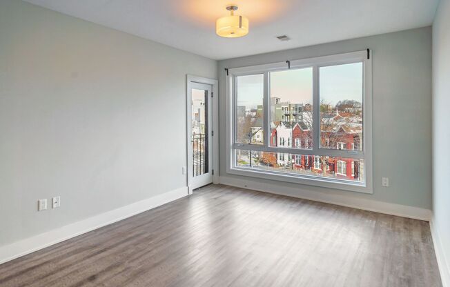 1219 K ST NE FLATS