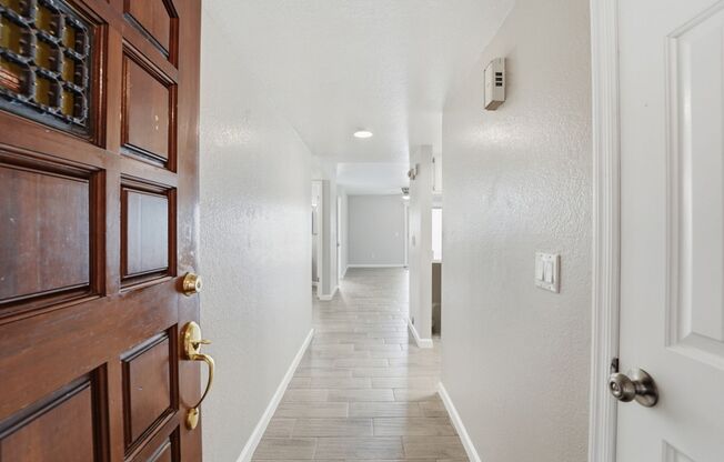 Central Phoenix Gem! Private Patio, Gated, Pool + Underground Parking