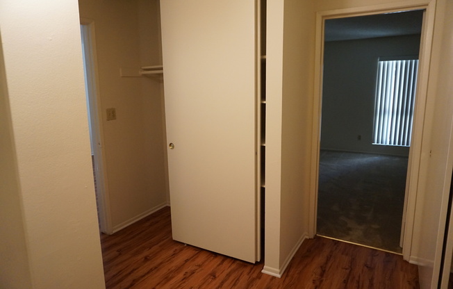 1 bed, 1 bath, 650 sqft, $1,975