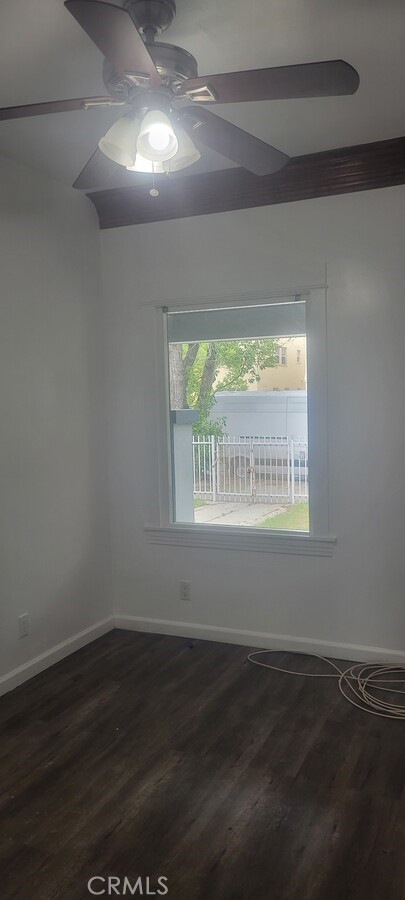 2 beds, 1 bath, 963 sqft, $2,500