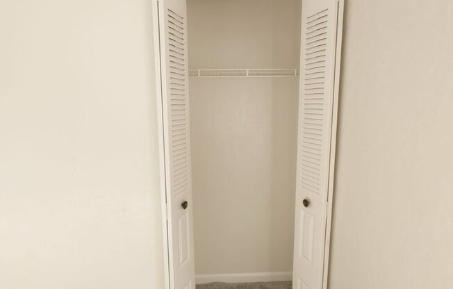 3 beds, 2.5 baths, 1,208 sqft, $1,600, Unit CW1101