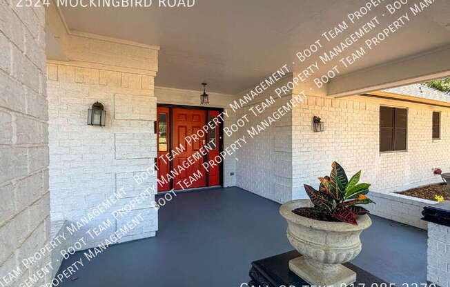 2524 MOCKINGBIRD RD