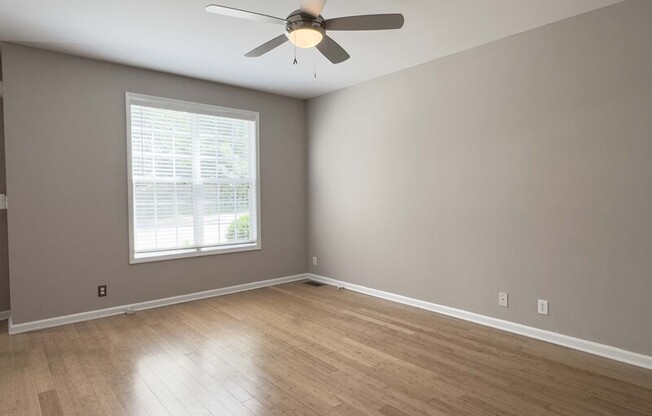 526 S 1 ST