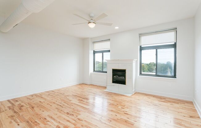 1 bed, 1 bath, 600 sqft, $1,659, Unit 604