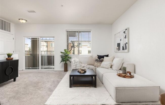 2 Bed 2 Bath Condo in Southeast Denver