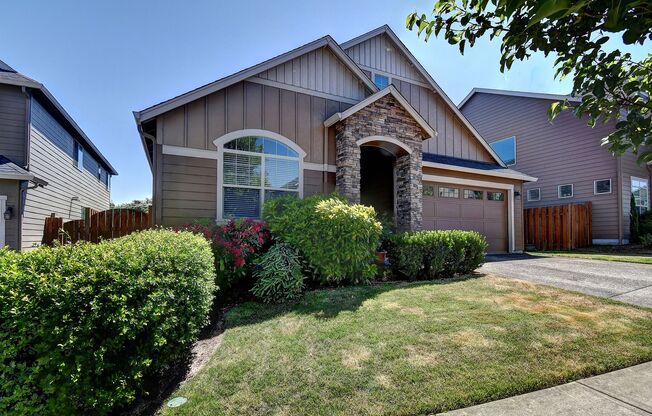 Beautiful Single story in Mt Vista