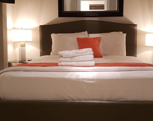 1 bed, 1 bath, 464 sqft, $2,400, Unit 116