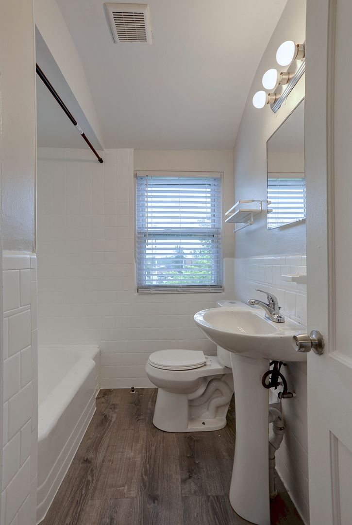 3-Bedroom 2-Bath Row Home Minutes from Morgan State
