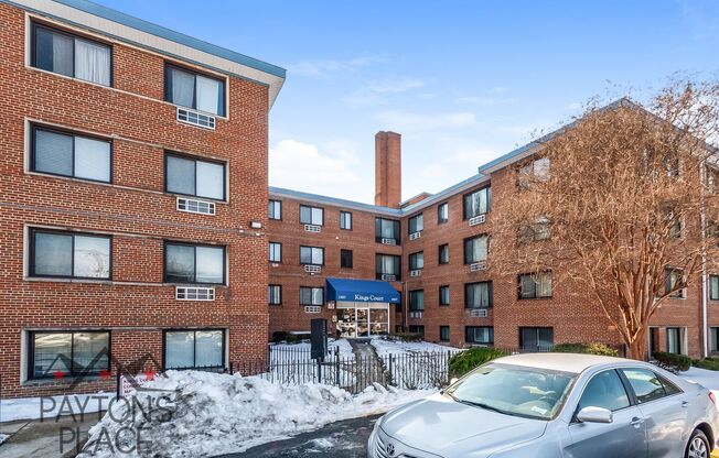 Spacious condo with Water included and Parking!!!