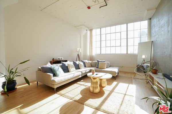 1 bed, 1 bath, 980 sqft, $2,500, Unit 518
