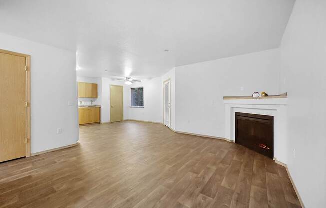 Welcome to Evergreen Village Apartments