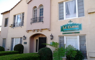 Le Claire Apartments