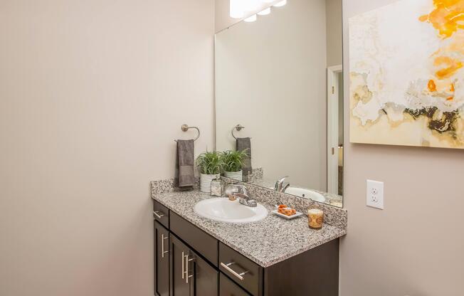 2 beds, 2 baths, 1,170 sqft, $1,570