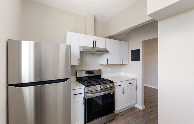 1 bed, 1 bath, $1,135, Unit 7325 - #7