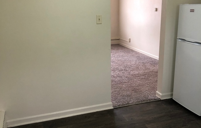 2 beds, 1 bath, 695 sqft, $725, Unit 1500-303