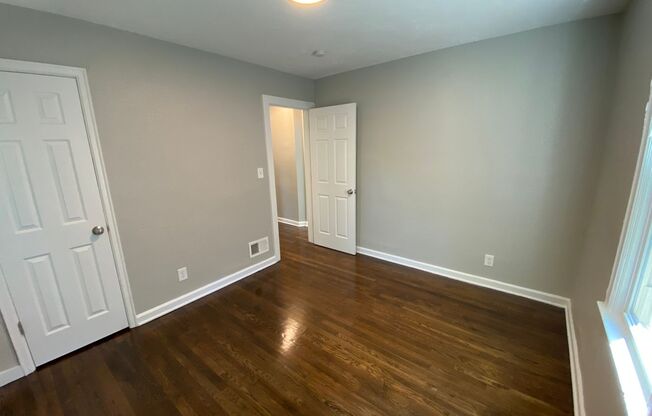 3 beds, 1 bath, $1,395