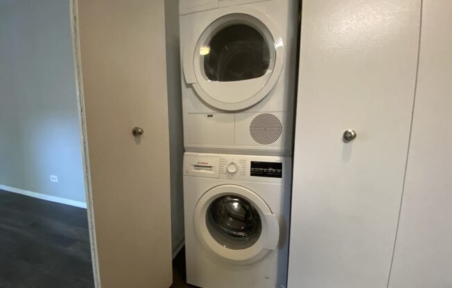 Stackable washer and dryer