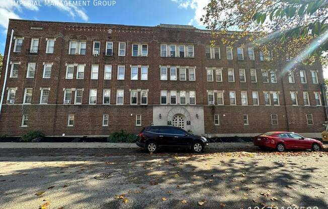 200 W. Sedgwick