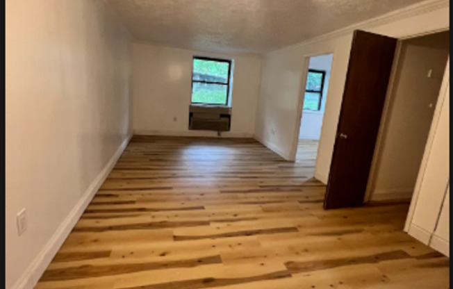 NOW LEASING | Studio Apartment at Langtry Lofts