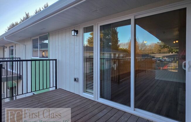 2 beds, 1 bath, 672 sqft, $1,395, Unit 24