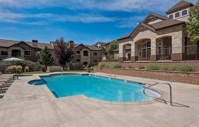 Heated resort-style swimming pool - Grand Centennial Apartments