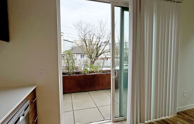 1 bed, 1 bath, 405 sqft, $1,750, Unit 108