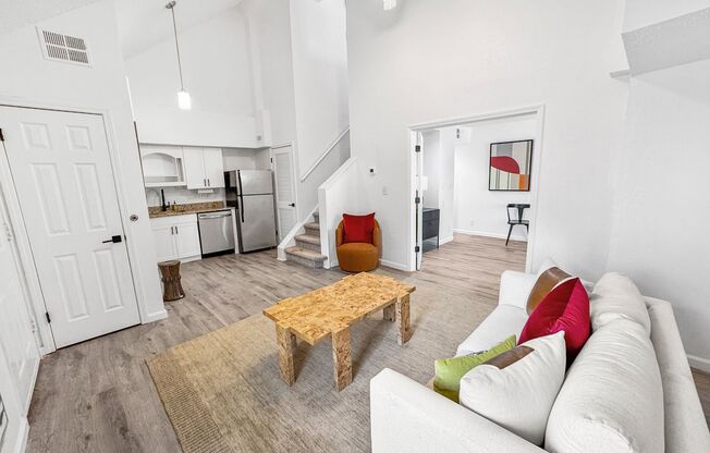 2 beds, 2 baths, 700 sqft, $1,395, Unit BLDG 1032 - APT 207